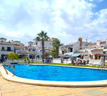 Load image into Gallery viewer, "South Facing" 162 3 Bed / 2 Bath Villa - Pau8 Villamartin