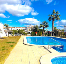 Load image into Gallery viewer, "South Facing" 162 3 Bed / 2 Bath Villa - Pau8 Villamartin