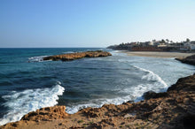 Load image into Gallery viewer, #31 &quot;South Facing&quot; 2 Bed / 2 Bathroom Ground Floor Apt - Area Beach III - EL Raso