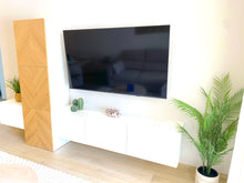 Load image into Gallery viewer, #31 &quot;South Facing&quot; 2 Bed / 2 Bathroom Ground Floor Apt - Area Beach III - EL Raso