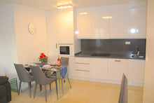Load image into Gallery viewer, 2 Bed / 1 Bathroom Ground Floor Apt / Wi-Fi / A/C  - Mar Azul / Torrevieja