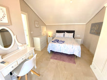 Load image into Gallery viewer, "South Facing" 162 3 Bed / 2 Bath Villa - Pau8 Villamartin