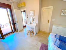 Load image into Gallery viewer, "South Facing" 162 3 Bed / 2 Bath Villa - Pau8 Villamartin