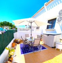 Load image into Gallery viewer, "South Facing" 162 3 Bed / 2 Bath Villa - Pau8 Villamartin