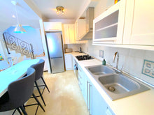Load image into Gallery viewer, "South Facing" 162 3 Bed / 2 Bath Villa - Pau8 Villamartin