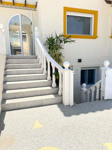 2 Bed / 2 Bathroom Villa - Private Pool - Cabo Roig